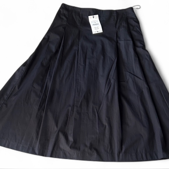 Zara Black Midi Skirt with Pleated A-Line - Picture 7 of 14